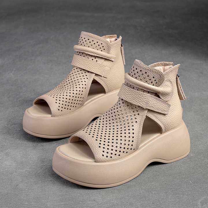 Elegante orthopädische Damen Sandalen vereinen Stil mit gesundheitlichem Nutzen für bequeme Sommer-Looks.