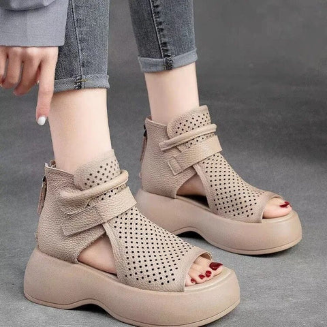 Luftige Damen Sommerschuhe: orthopädische Sandalen, die Fußschmerzen vorbeugen & Wohlbefinden fördern.