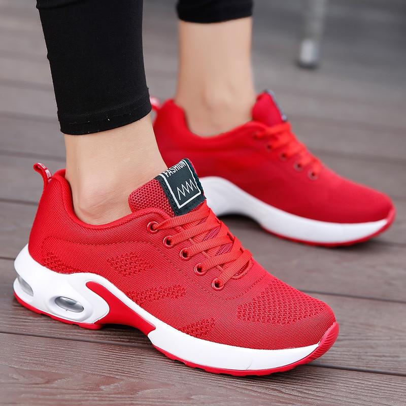 Moderne Damen Orthopädische Sneaker. Bequem, atmungsaktiv, mit Dämpfung für gesunde & schmerzfreie Füße.