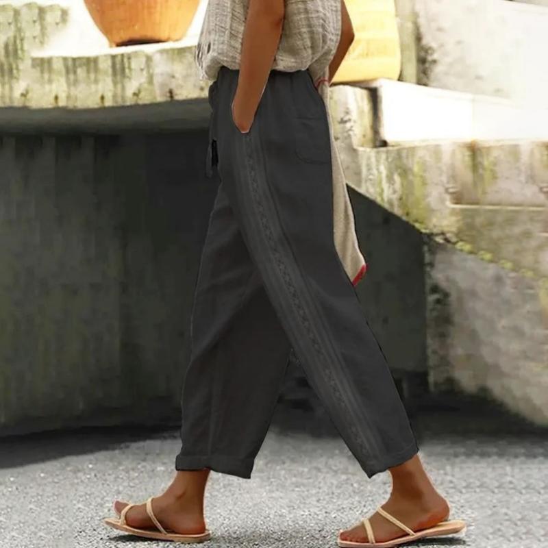Vielseitige, bequeme Damen-Freizeithose in Übergröße mit geradem Schnitt. Optimal für Sommer & Frühling.