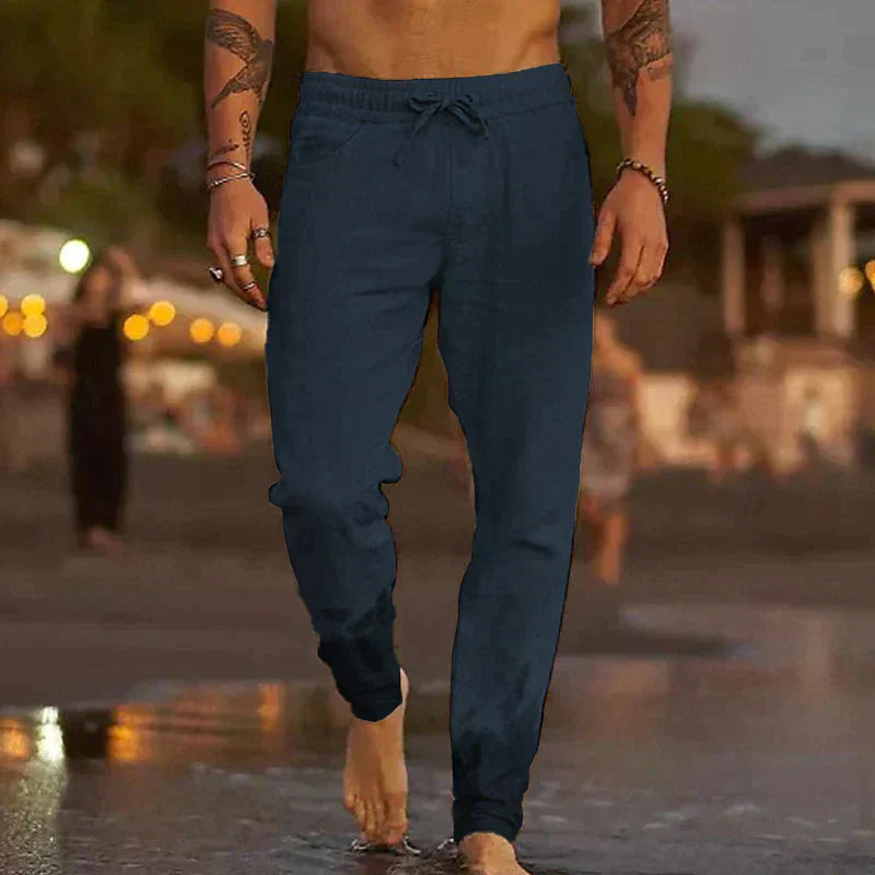 Herren Relaxhose mit elastischem Bund, bequem und lässig für maximale Bewegungsfreiheit.