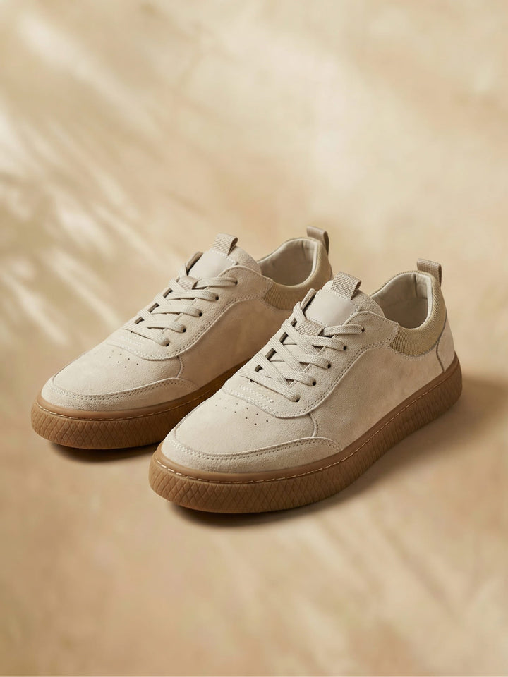 Bequeme Maxon Herren Wildleder Sneaker für Alltag & Freizeit. Modische Freizeitschuhe für Herren.