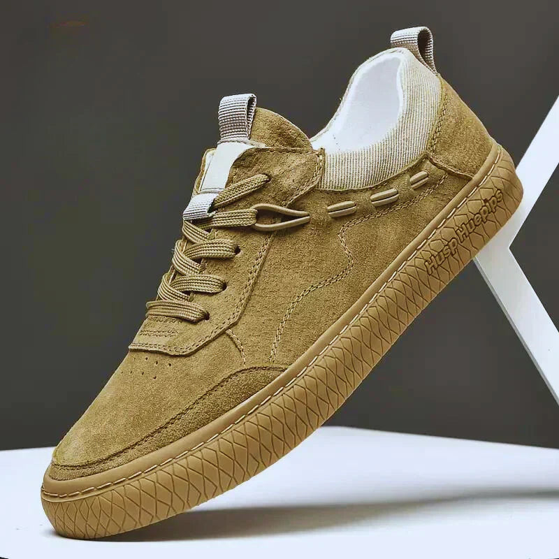 Outdoor-taugliche Maxon Herren Wildleder Sneaker. Bequeme Freizeitschuhe für Wanderungen & Alltag.