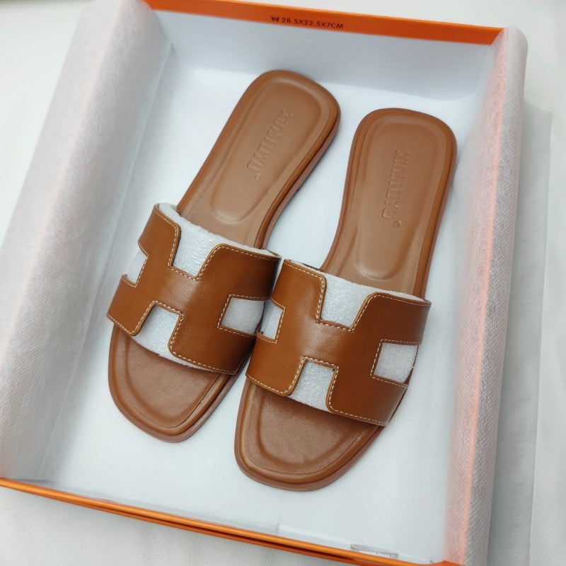 Leichte Damen Sandalen, atmungsaktiv und bequem, modisch-elegantes Design für den Sommer.