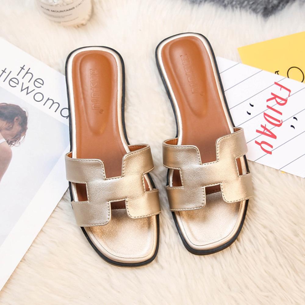 Modische Damen Sandalen, bequem und elegant, ideal für Strand und Stadt im Sommer.