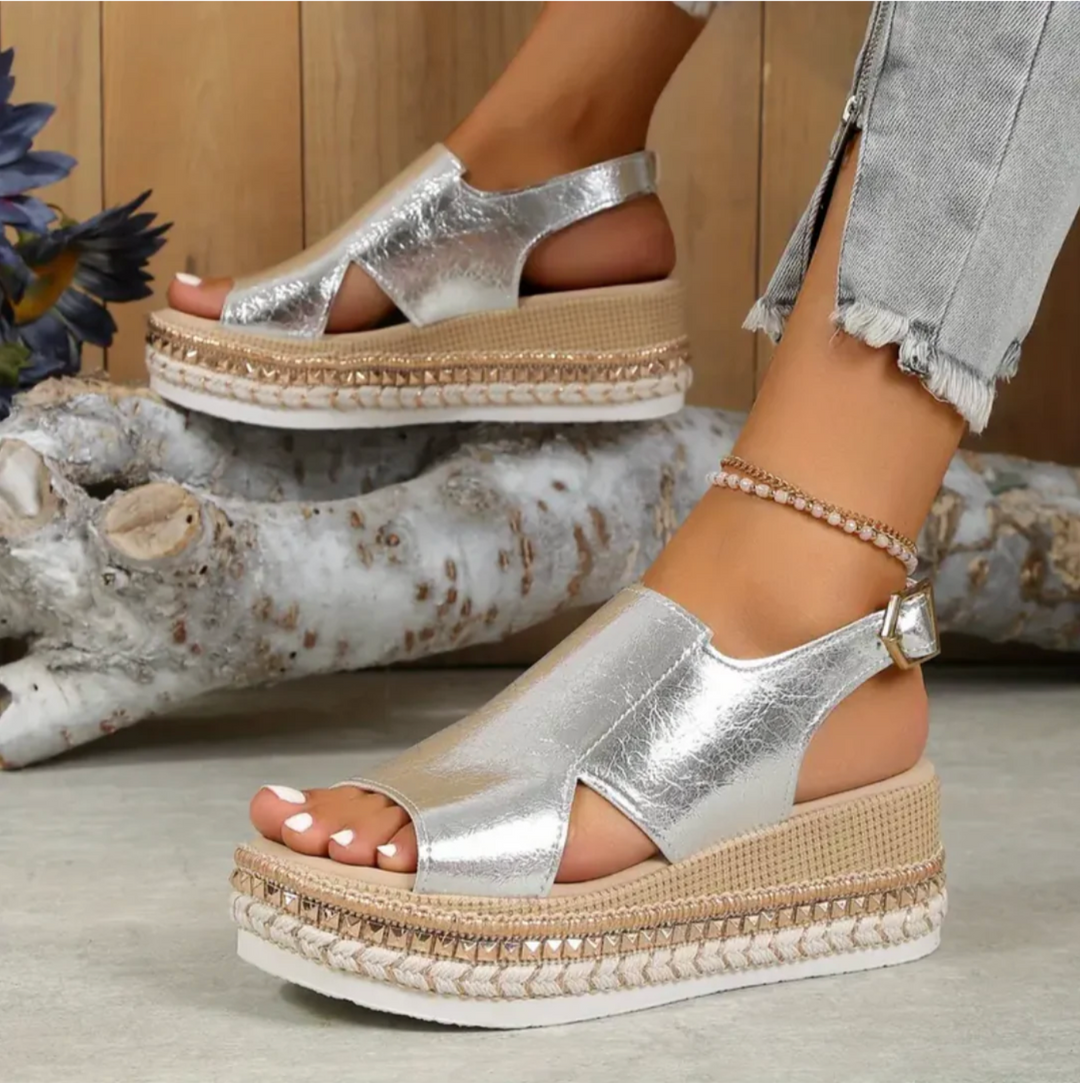 Vielseitige Damen Sandaletten für Sommer. Bequeme orthopädische Schuhe, elegant für Alltag, Freizeit & Urlaub.