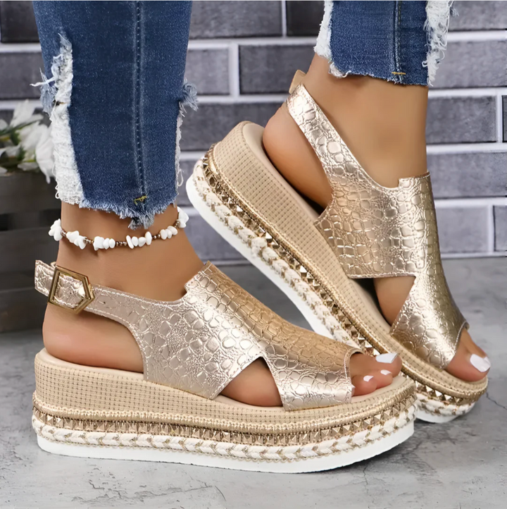 Offene Damen Sandaletten, orthopädisch & bequem. Elegante Sommerschuhe mit Fußbett für leichte Füße den ganzen Tag.