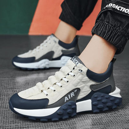 Orthopädische Komfortschuhe für Herren, ideal zur Schmerzlinderung und Unterstützung der Fußgesundheit.