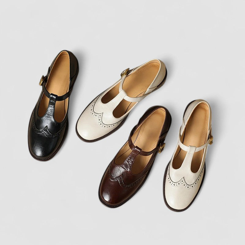 Bequeme orthopädische Mary Jane Damenschuhe in Braun. Flache Komfortschuhe mit Stil für jeden Tag & Anlass. CL-0681.