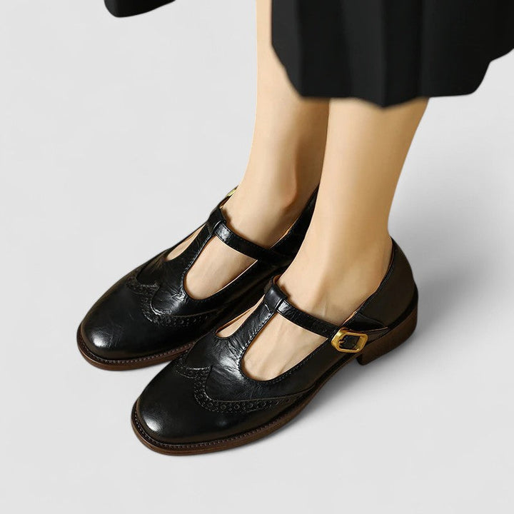 Stilvolle orthopädische Mary Jane Damenschuhe in elegantem Design. Bequem, flach & modern für jede Frau. CL-0681.