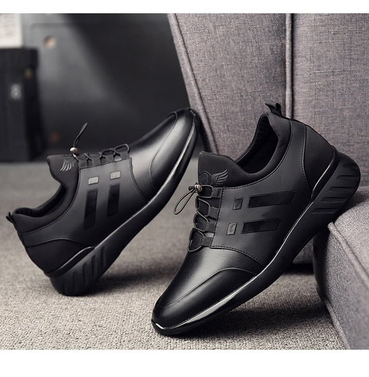 Hochwertiger Premium schwarzer orthopädischer Herrenschuh, Komfort, Stabilität & Dämpfung für Aktive.