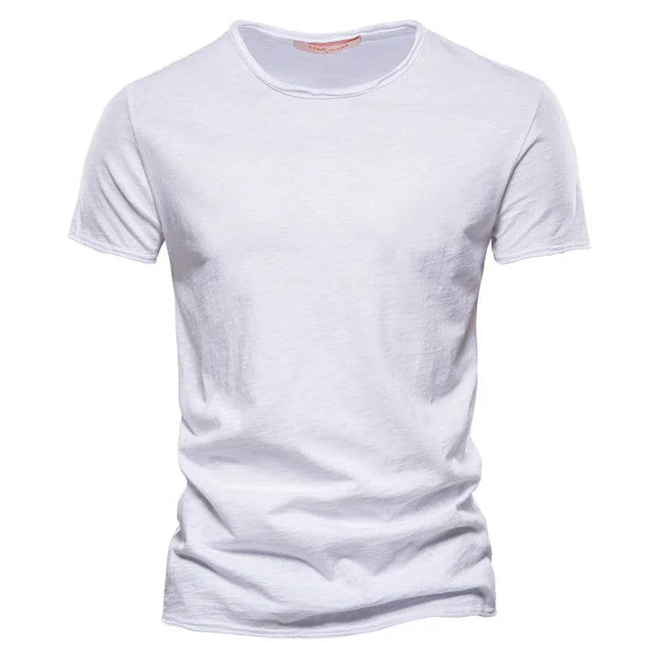 Weiches Kurzarm-T-Shirt für Männer, perfekt für entspannte Alltagsmomente.