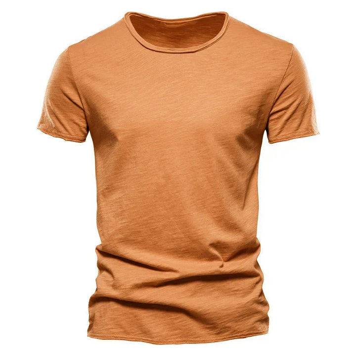 Elegantes Basic T-Shirt für Herren, angenehm zu tragen und langlebig.