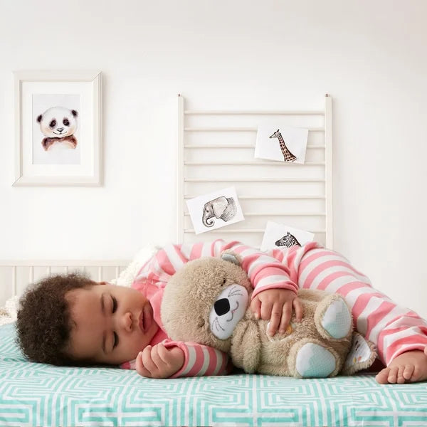 Plüschotter Beruhigungs-Spielzeug für Baby & Kind, mit sanfter Musik & Atemübungen für Entspannung & Schlaf.