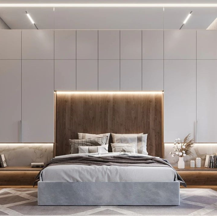 Flexibler LED-Streifen für dekorative indirekte Beleuchtung mit Bewegungssensor. Einfache Installation.