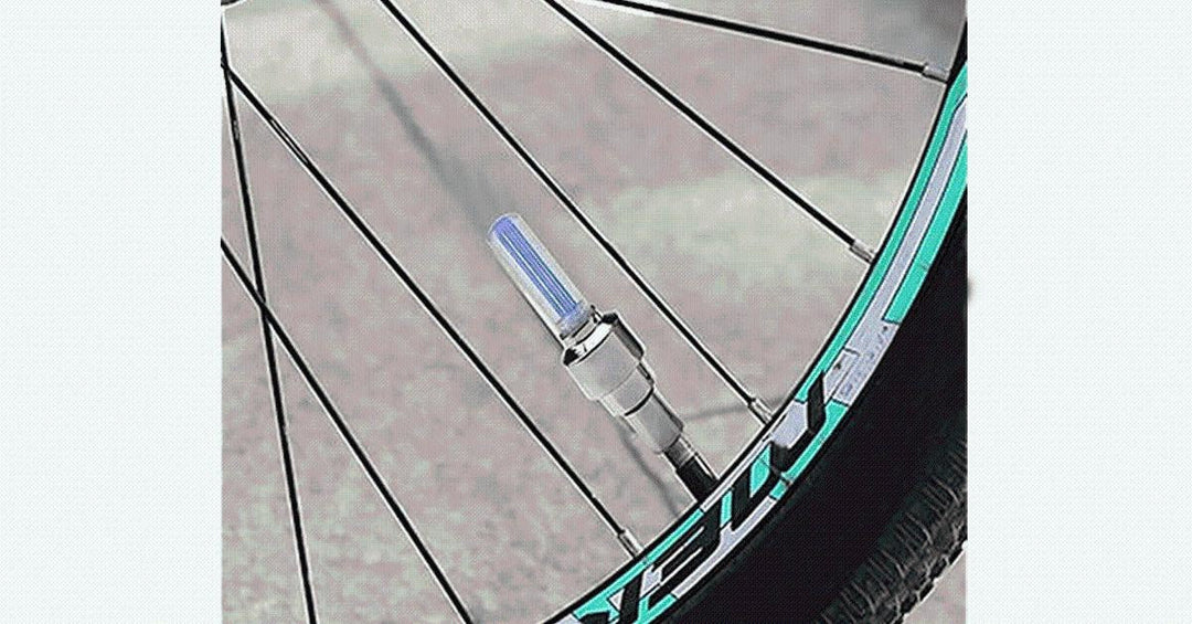 Helle LED-Lichter mit Bewegungssensor für Fahrrad, Auto & Motorrad. Steigern die Sichtbarkeit für mehr Sicherheit.