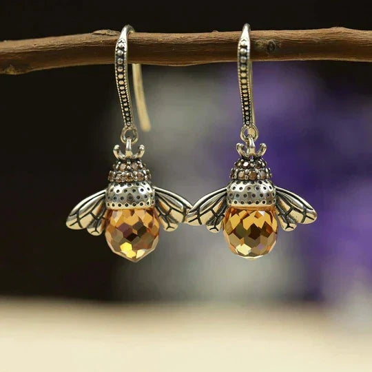 Funkelnde Bienenkönigin Kristall Tropfenohrringe für Damen. Luxuriöser Schmuck, ideal als Geschenk.