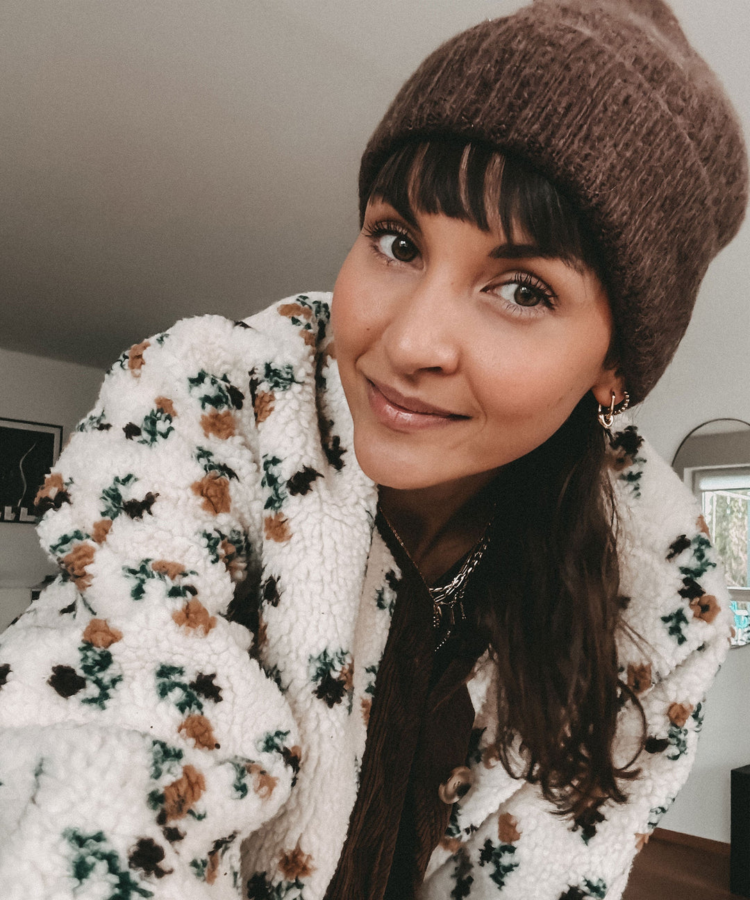 Damen-Wintermütze aus weichem Strickmaterial, hoher Tragekomfort und warm.