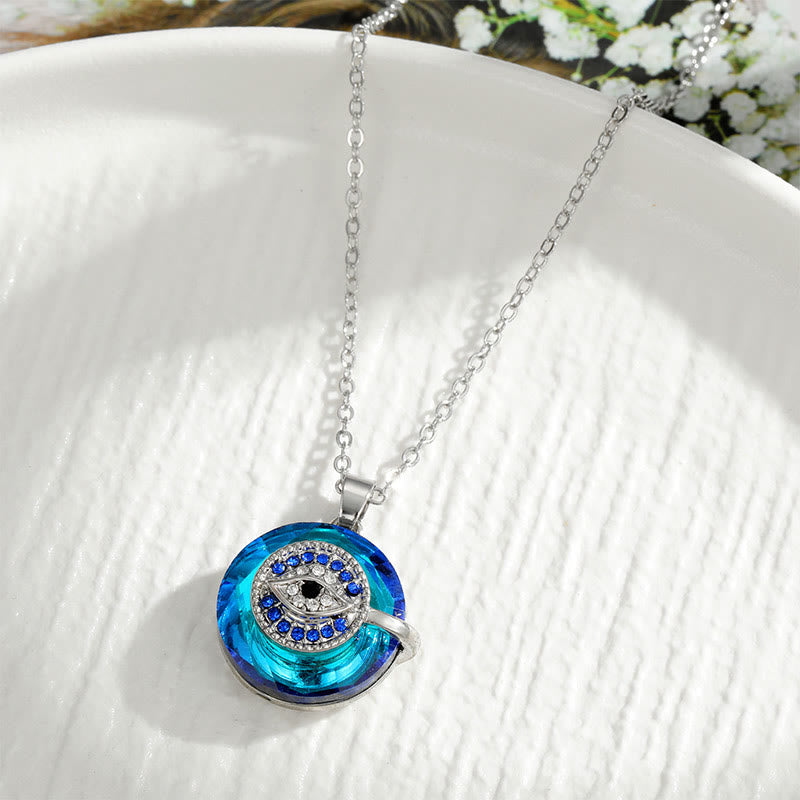 Moderne Damenkette mit Bösem Blick in Ovalform, perfektes spirituelles Geschenk für sie.