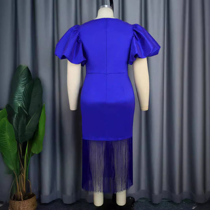 Elegantes blaues Damen Abendkleid mit V-Ausschnitt, glamourösen Puffärmeln & Fransen Saum.