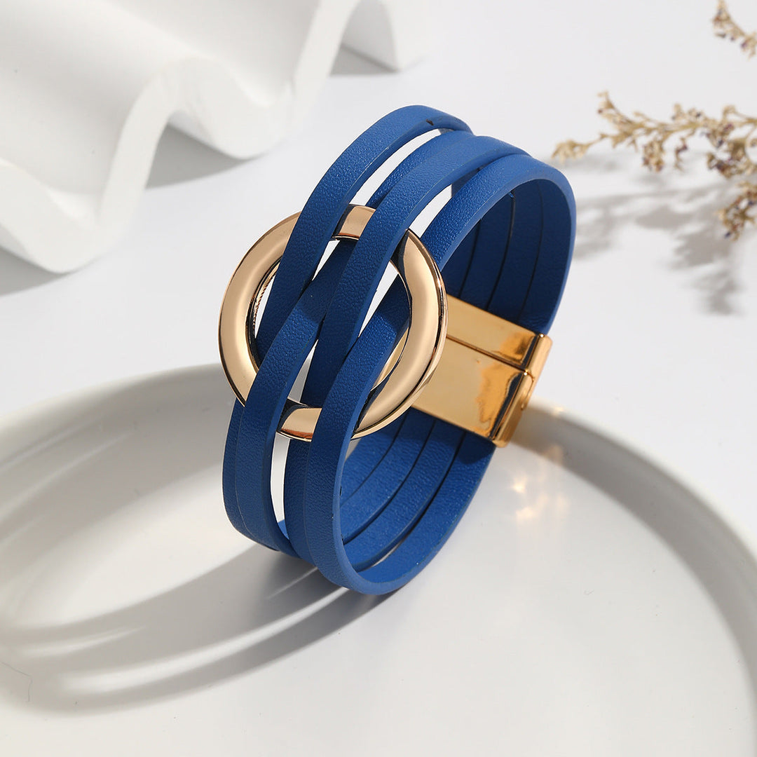 Detailaufnahme: Böhmisches Doppelkreis-Lederarmband mit Magnetverschluss, zeigt rosa und orange Lederbänder.