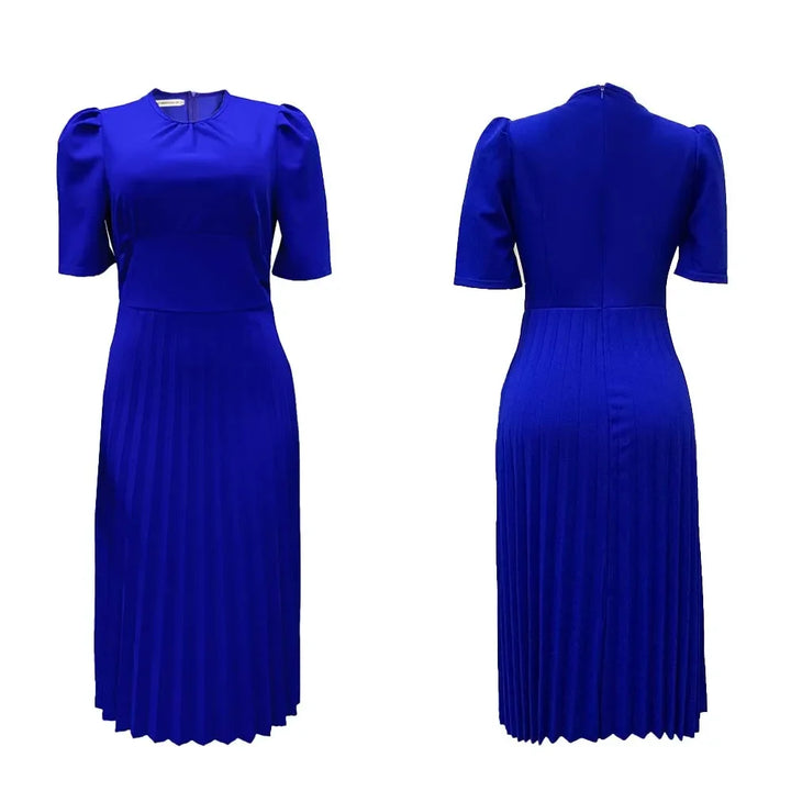 Stilvolles Damen Plissee-Kleid Übergröße, vielseitig kombinierbar, perfekt für Abendgarderobe & Events.