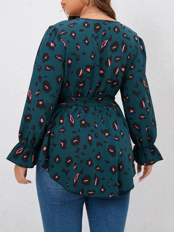 Lässig-elegante Damen Herbstbluse V-Ausschnitt, langarm, modisch in großen Größen.