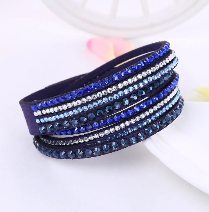 Elegantes Strass-Wickelarmband, unisex und mehrschichtig. Funkelnder Schmuck für einen stilvollen, modischen Auftritt.