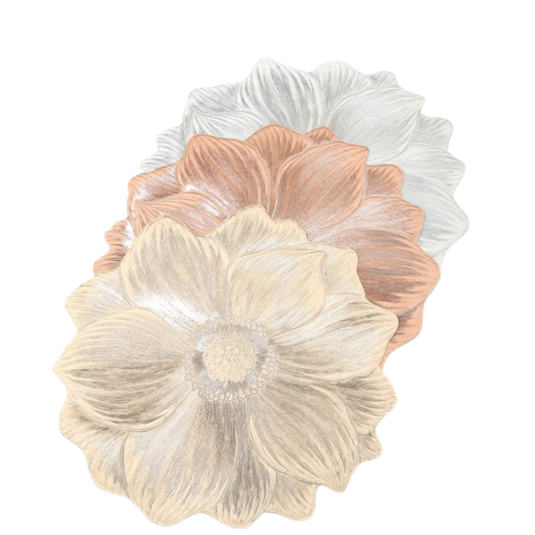 PVC Platzset mit elegantem Blumendesign, leicht zu reinigen und perfekt für den Esstisch.