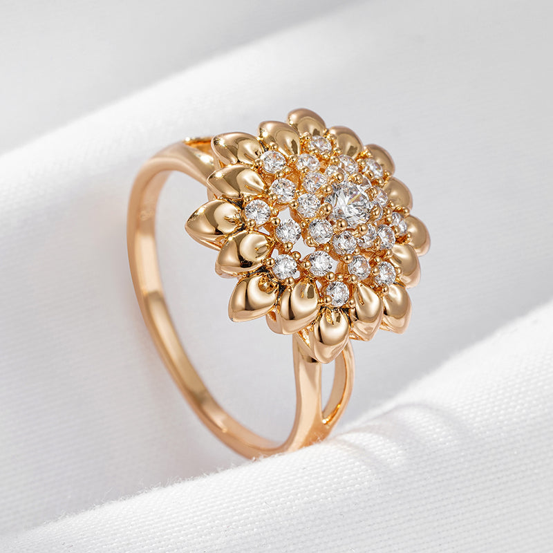 Exquisites Geschenk: Eleganter Damen Zirkon Ring mit funkelndem natürlichem Zirkon. Stilvoller Schmuck.