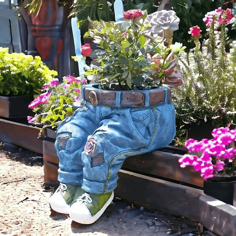 Dekorativer Blumentopf in Jeans-Optik. Ideal als Wohnaccessoire oder einzigartige Geschenkidee.