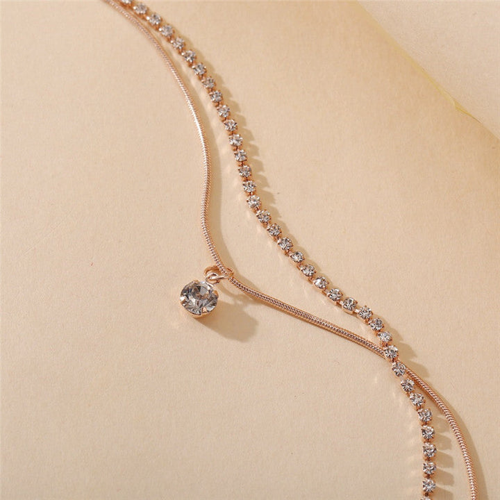 Exklusiver Damen Perlen Beinschmuck, eine edle Fußkette für besondere Sommermomente.