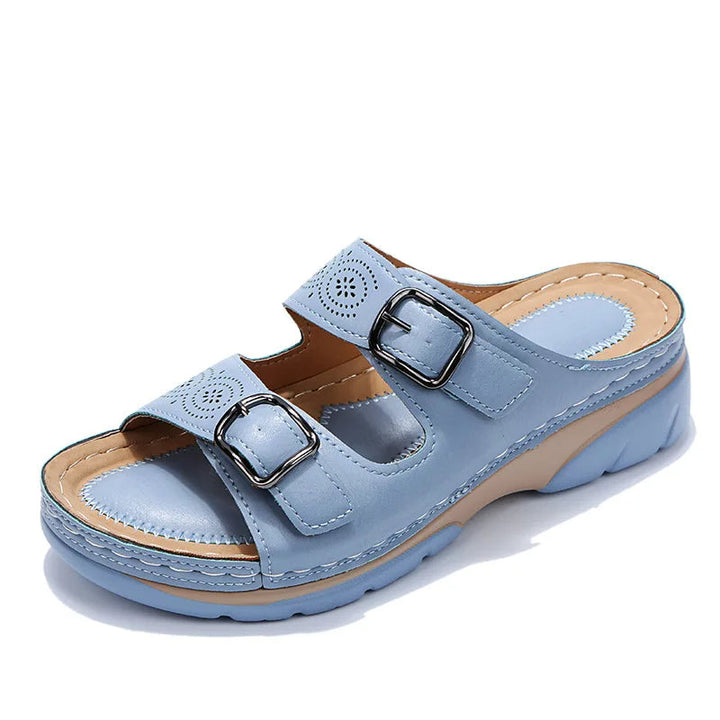 Rutschfeste orthopädische Damensandalen mit stilvollen Schnallen, ideal als Alltagsschuhe für den Sommer.