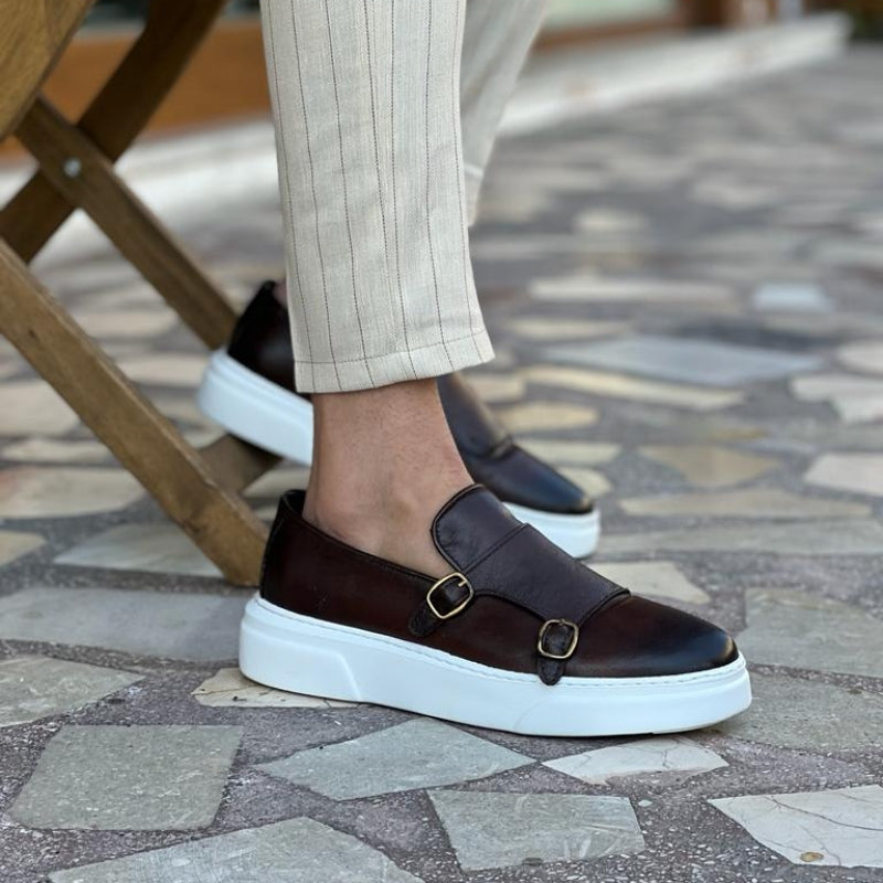 Komfortable Herren Mokassins aus weichem Wildleder, Slip-On Design für mühelosen, stilvollen Auftritt im Sommer.