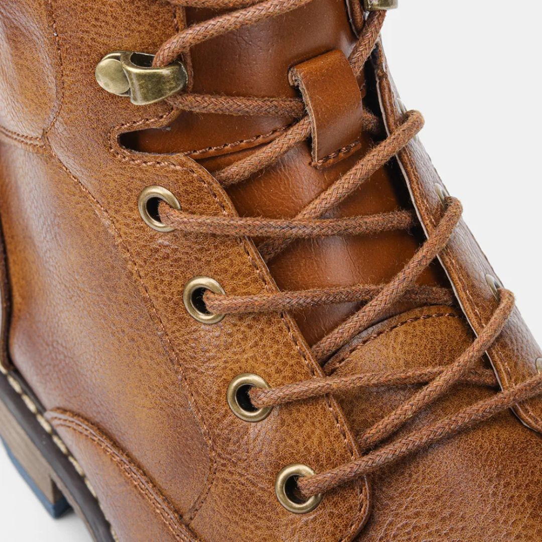 Herren Haferl Sneakers Wagner von der Seite, stilvolle Freizeitschuhe für Männer.