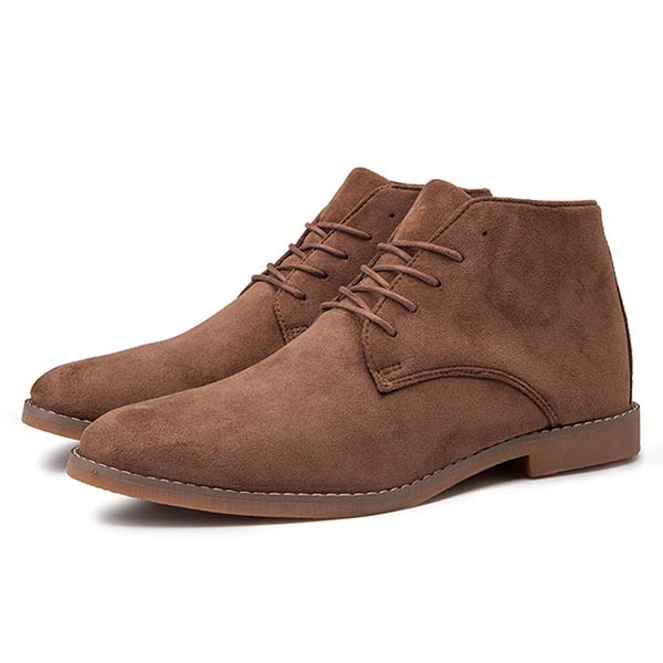 Moderne Freizeit-Halbschuhe für Männer, bequeme Schnürschuhe für entspannte Alltagsmomente. Ganzjährig.