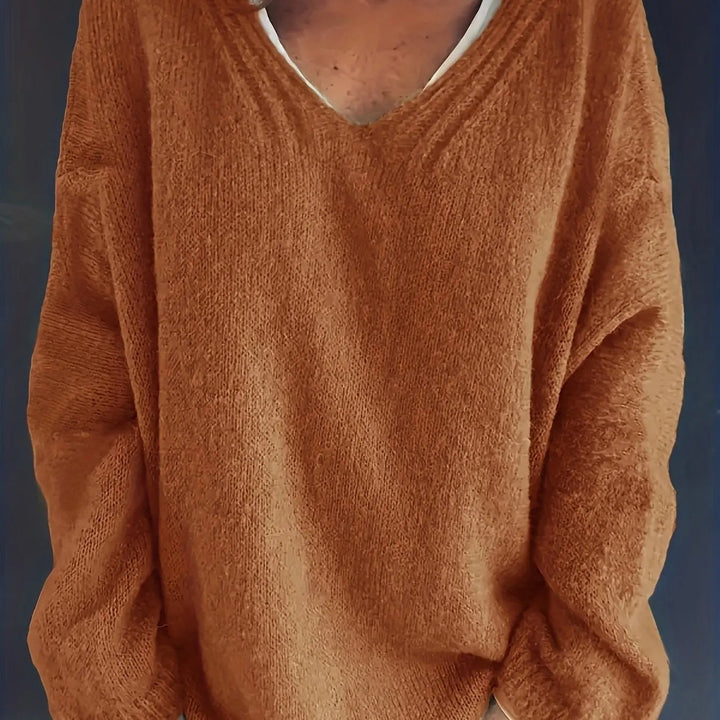 Gemütlicher Damen V-Ausschnitt Pullover in Übergröße für kurvige Frauen. Ideal für Herbst & Winter.