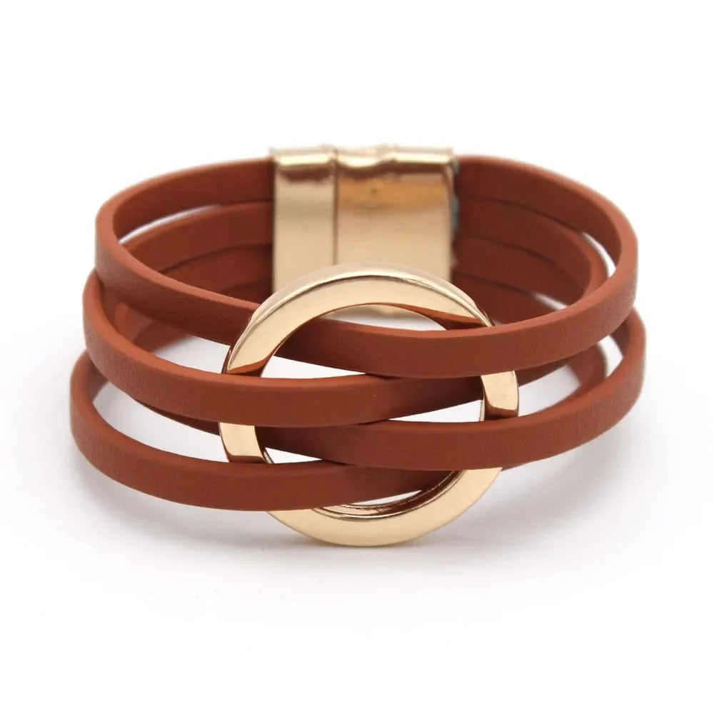 Unisex Mehrschichtiges O-Leder Wickelarmband mit Magnetverschluss. Elegant, boho-Stil, Modeaccessoire.