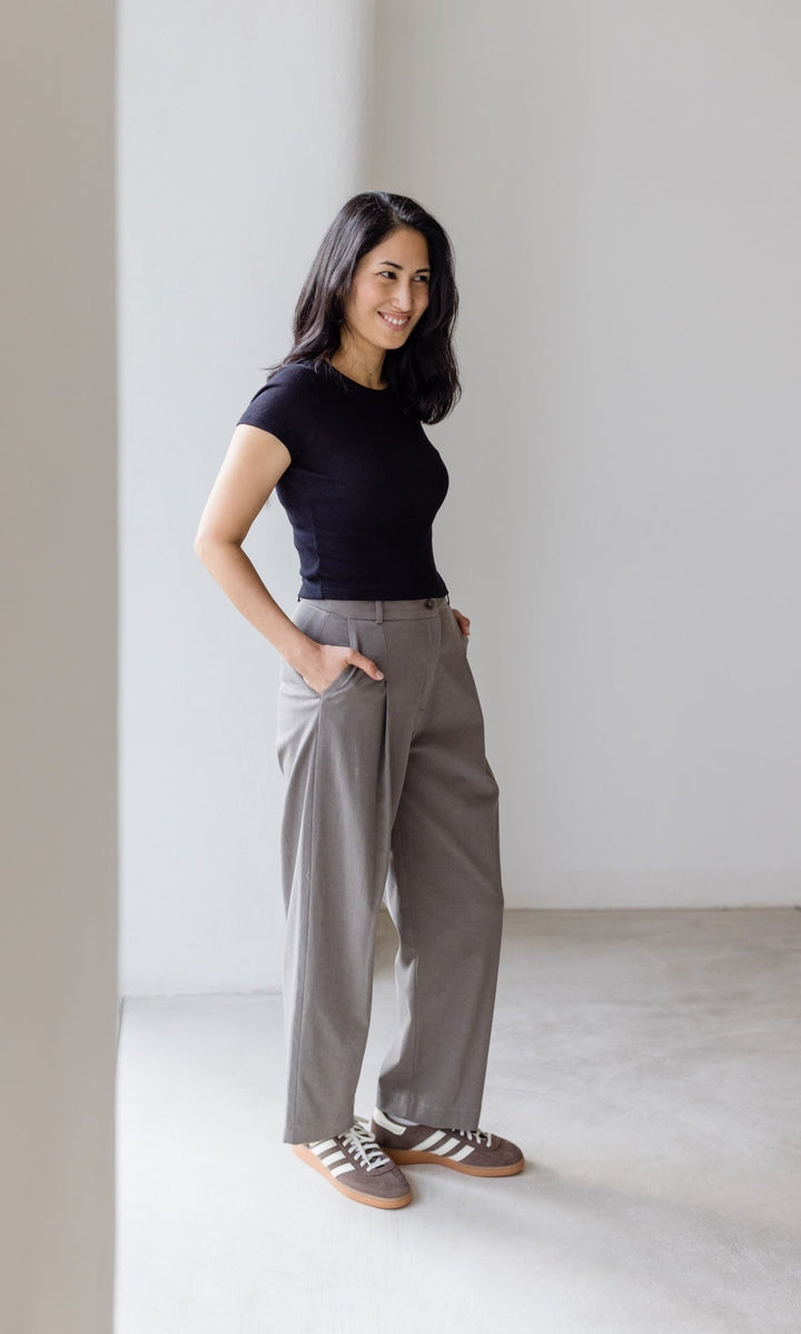 Elegante Mélange Bundfaltenhose, Damenmode für Business & Freizeit, pflegeleicht & modern.