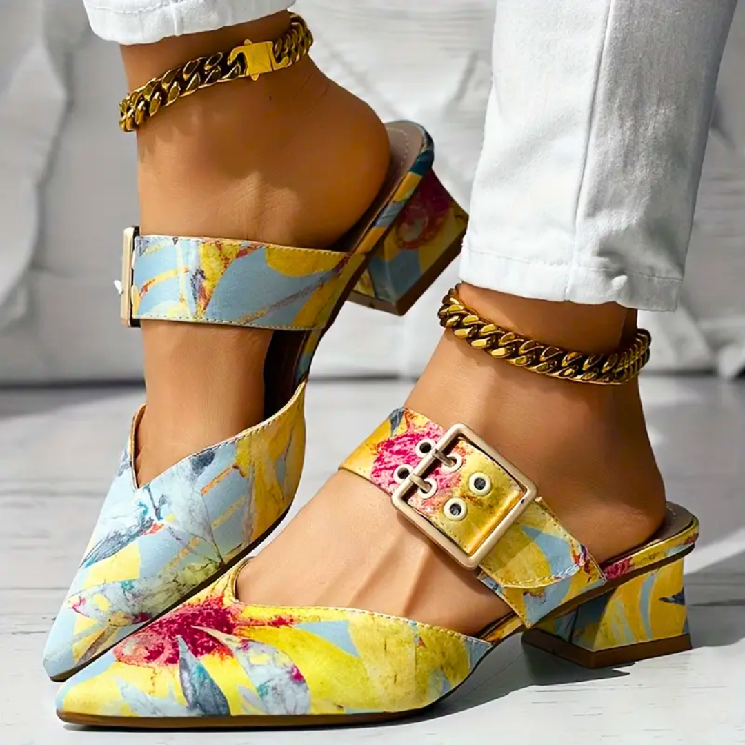 Lebendige bunte Damen Pumps mit modernem Design und stabilem Absatz. Komfortable Absatzschuhe für stilvolle Outfits.