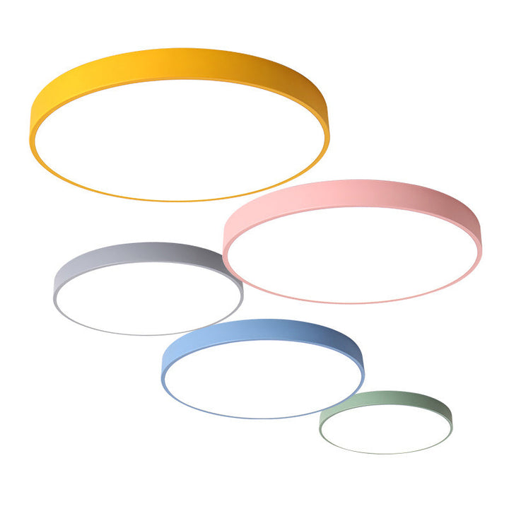 Dekorative bunte LED-Kinderzimmerlampe, dimmbar und fernbedienbar. Ideal als Deckenleuchte für Schlaf- & Spielzimmer.