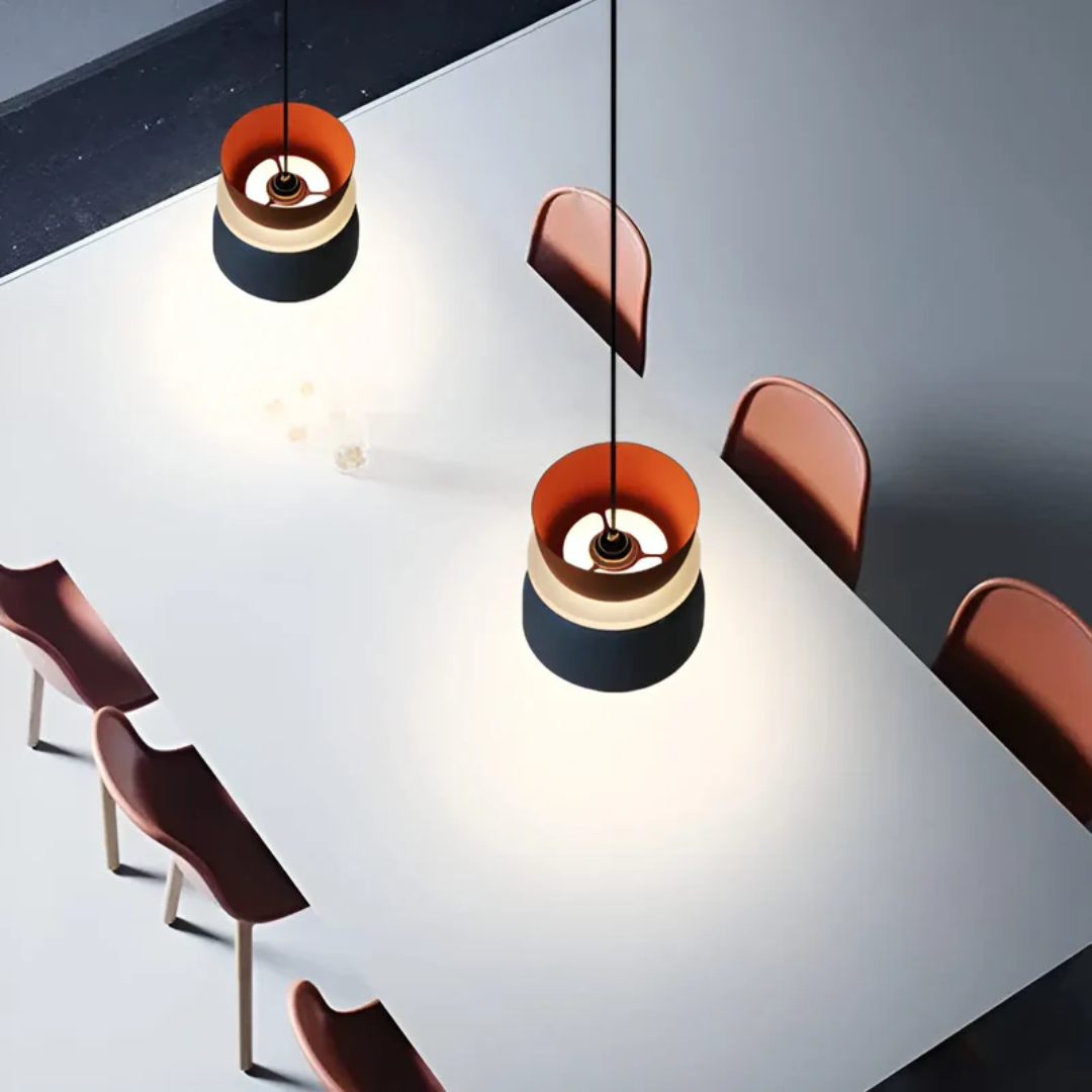 Bunte LED Deckenlampe, Macaron-Optik, moderne Pendelleuchte für stilvolles Wohnen.