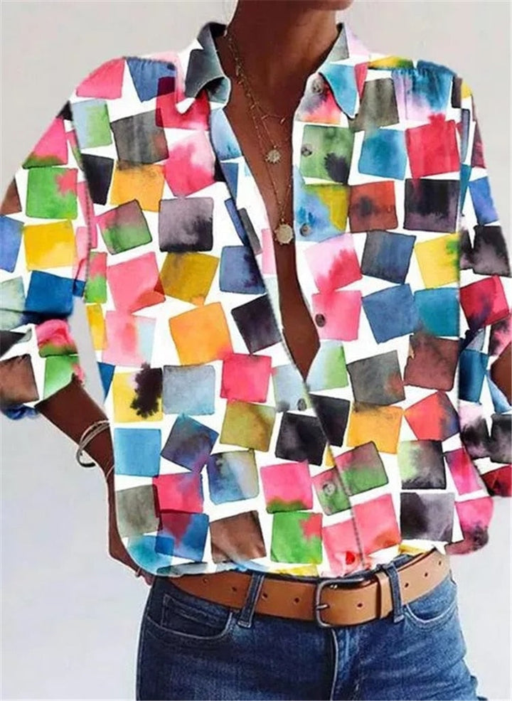 Zeitlose Damenbluse mit elegantem Design, ideal für den Büroalltag oder stilvolle Freizeit-Looks. Vielseitiges Frühlingsoberteil.