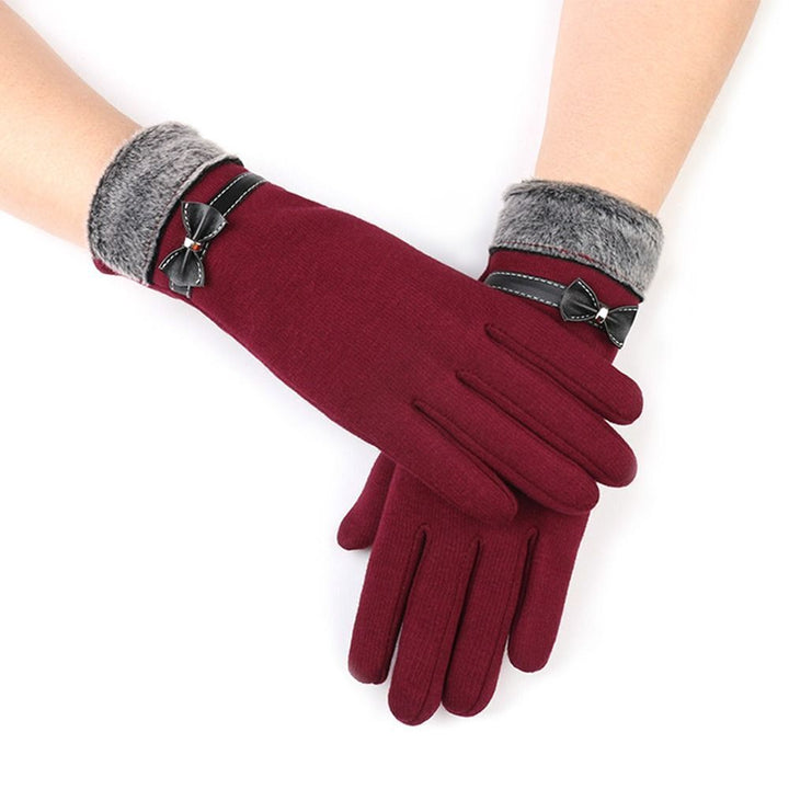 Modische Damen Winterhandschuhe, schützend vor Kälte, warmhaltend und mit praktischer Touchscreen-Funktion.