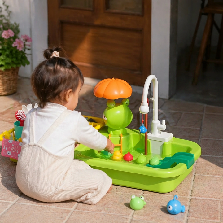 Vielseitige Spielküche mit Spülbecken, Wasserhahn & Angelbereich für interaktiven Lern- und Wasserspaß.
