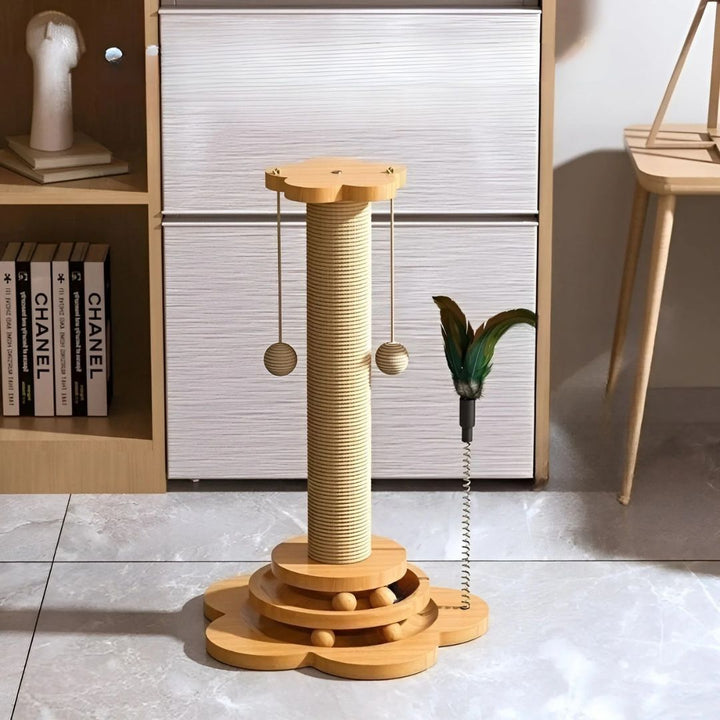 Interaktiver 5-in-1 Kratzbaum aus Naturholz für Katzen. Robustes Katzenspielzeug & Spielturm mit Sisal.