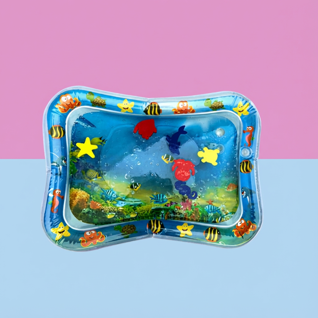 Robuste Baby Wasserspielmatte für entspannte Bauchlage. Fördert die Motorik & Sinnesentwicklung und ist leicht zu reinigen.