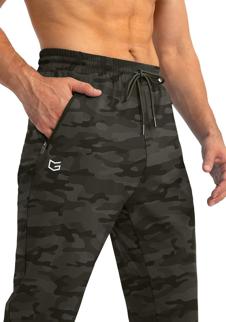Herren Jogginghose mit Seitentaschen, Tapered Fit, praktisch & bequem.