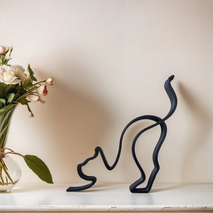 Abstrakte Hundefigur, moderne Dekoration, minimalistisches Design, charmantes Wohnaccessoire.