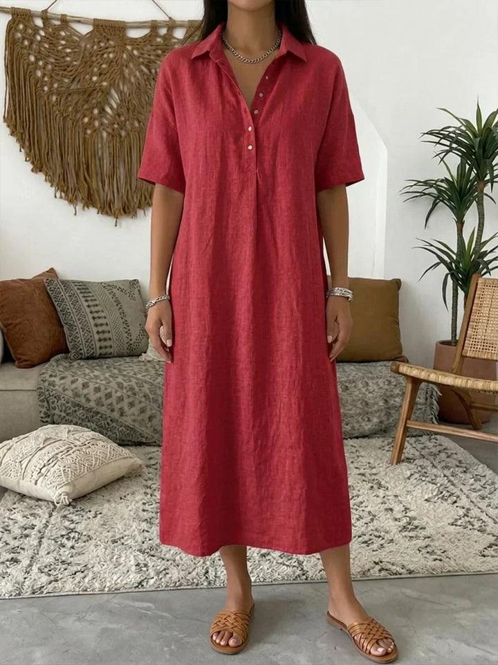 Atmungsaktives Damen Calyra Midikleid mit Polokragen, bequem und vielseitig als Freizeit- und Sommerkleid.